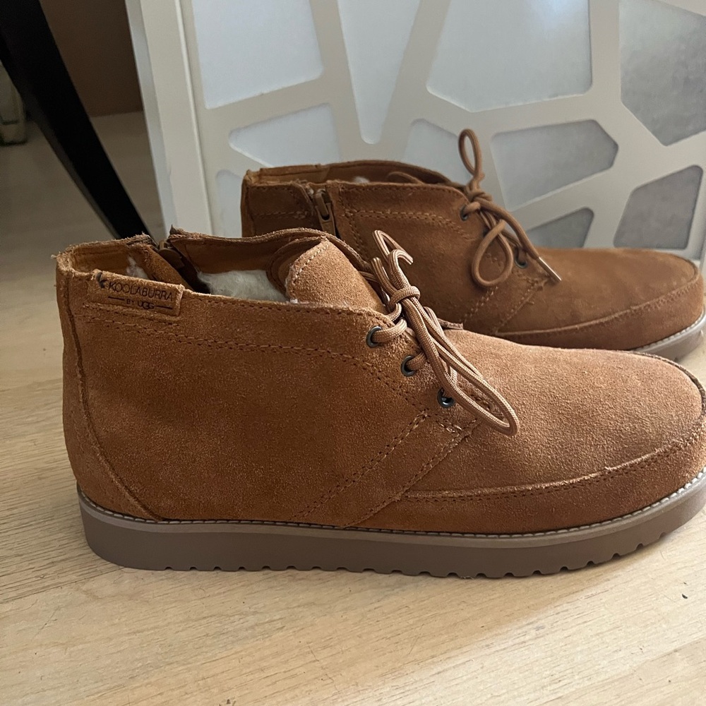 Koolaburra Tan Chukka Boots Suede Casual